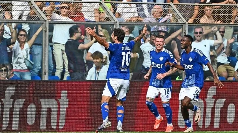 Soi kèo Como vs Hellas Verona vòng 9 giải Serie A 2 soi-keo-como-vs-hellas-verona-0h30-30-10-2